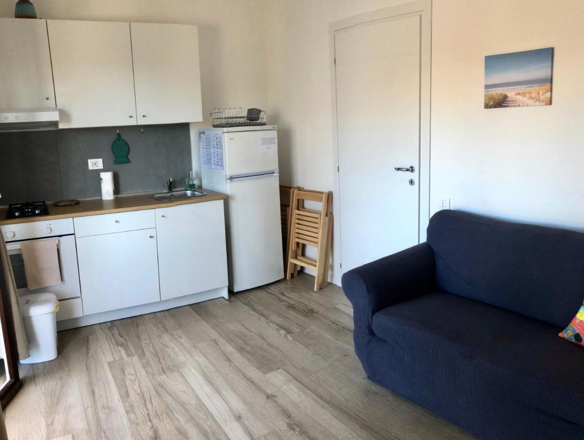 Poetto Beach House-Molara Due กาญารี ภายนอก รูปภาพ